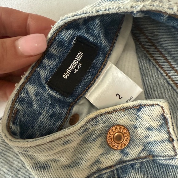 Express Faded Blue Jean Shorts - Picture 3 of 6